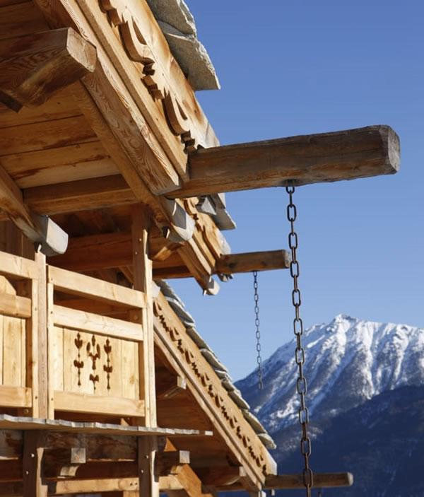 chalets-bayrou-détail-façade-bois